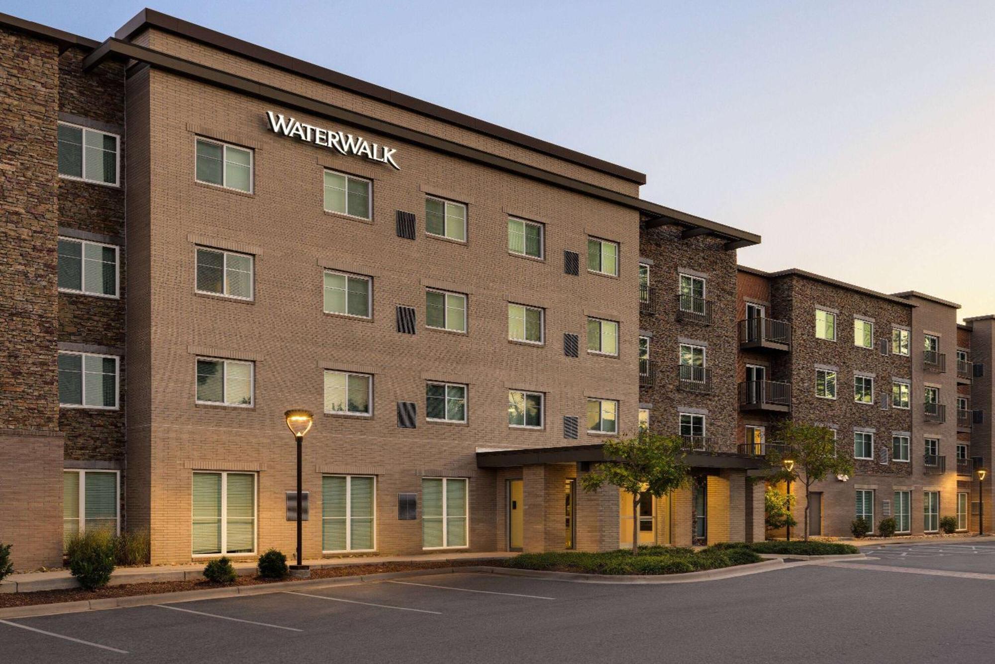 Waterwalk Extended Stay Raleigh Durham Research Triangle Clegg Exterior photo